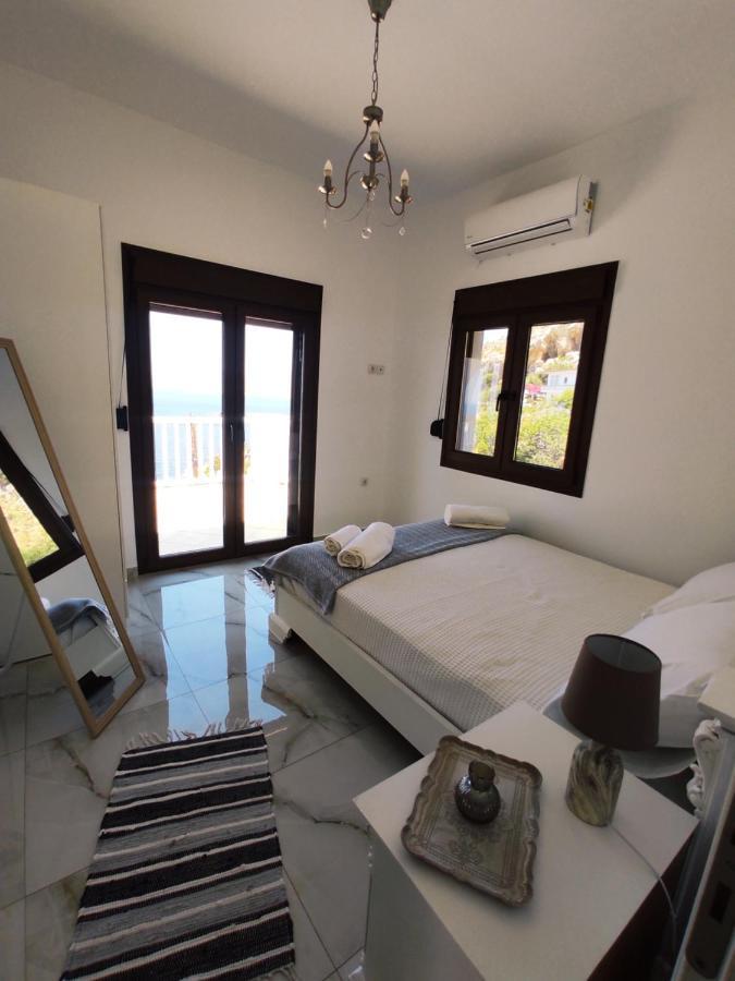 Via Ferrata House Apartment Myrties Екстериор снимка