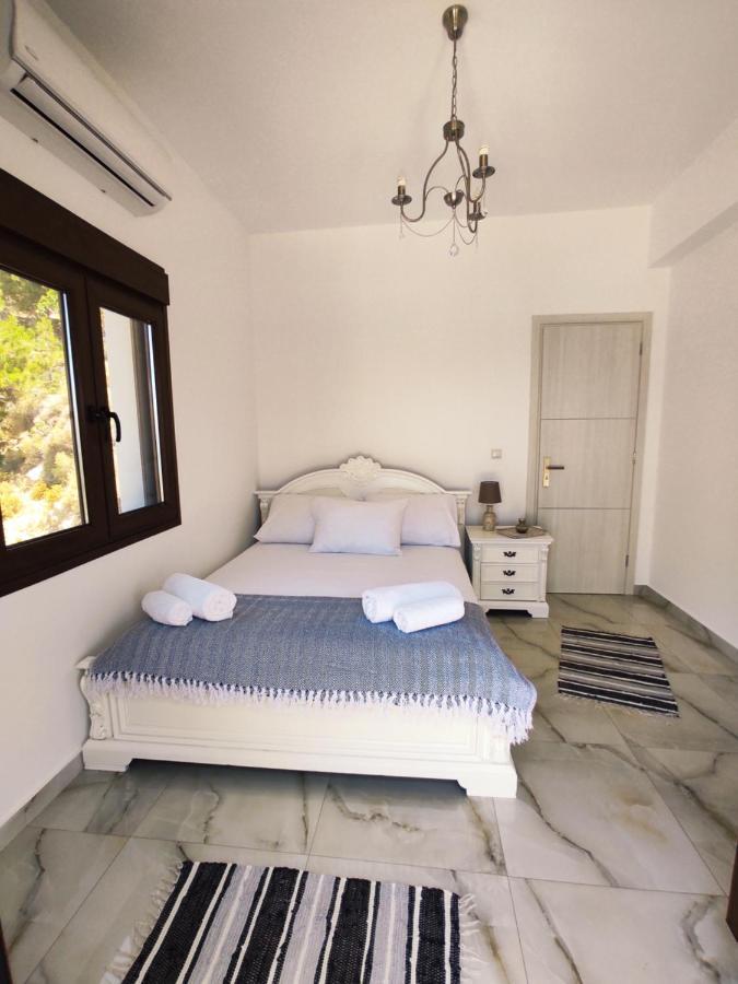 Via Ferrata House Apartment Myrties Екстериор снимка